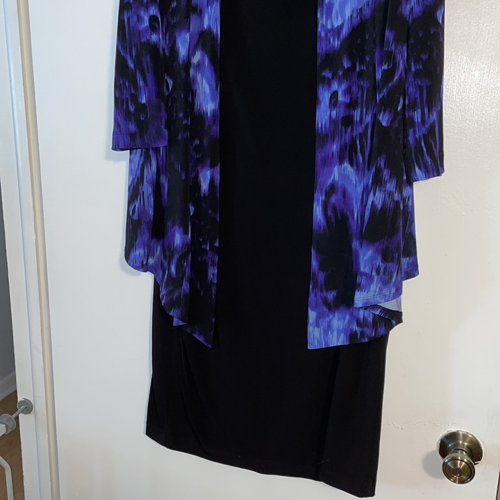 Dress - Picture 3 of 5